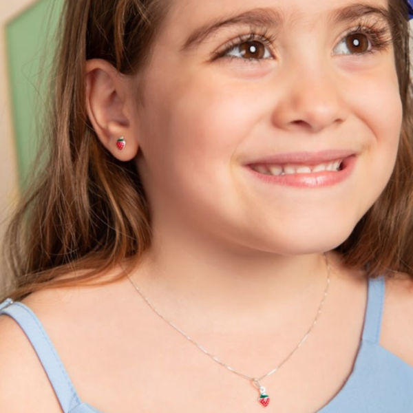 CONJUNTO INFANTIL MORANGO RESINA PRATA 925- HIPOALERGÊNICO